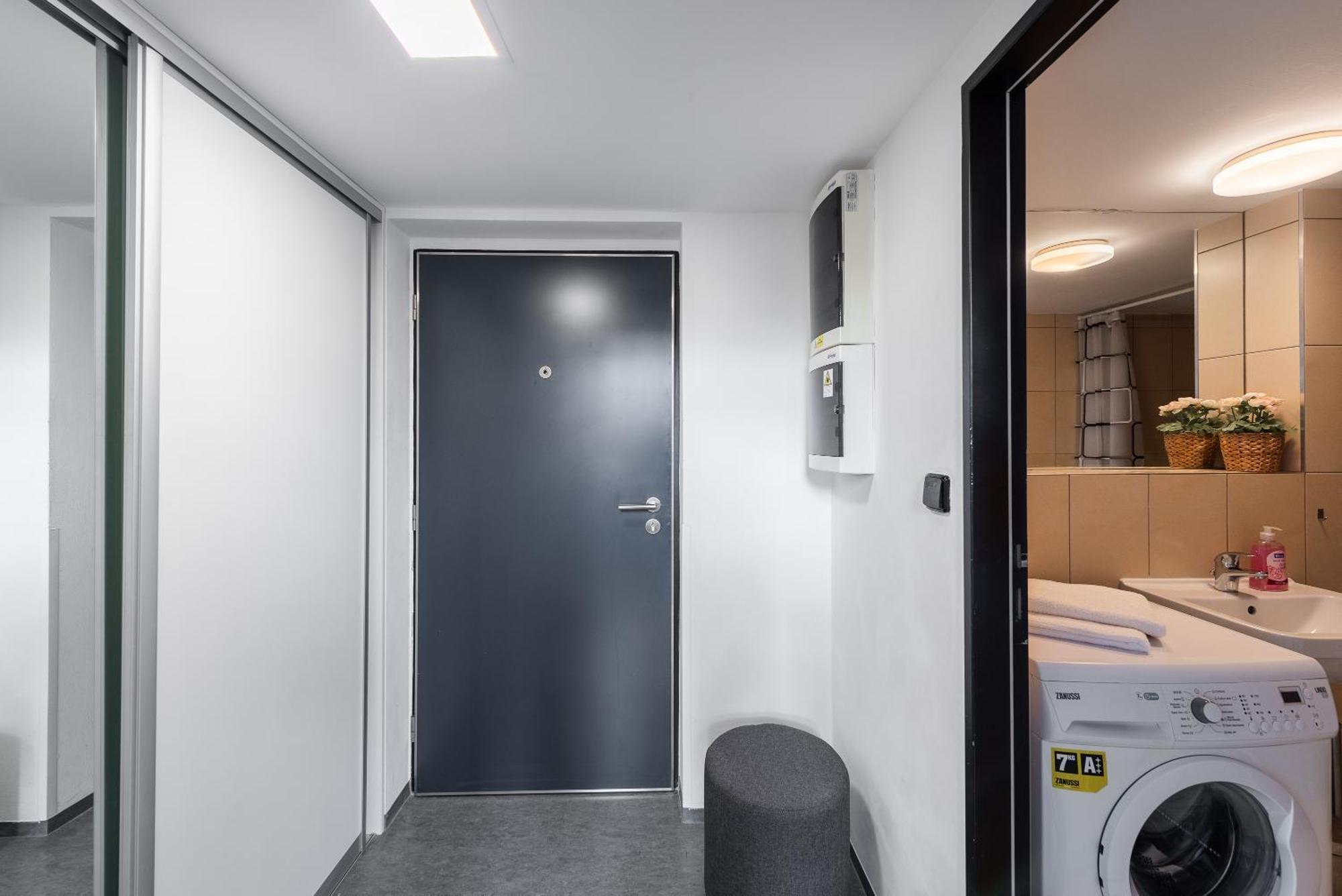 Apartments With Large Balcony, Parking Praag Buitenkant foto