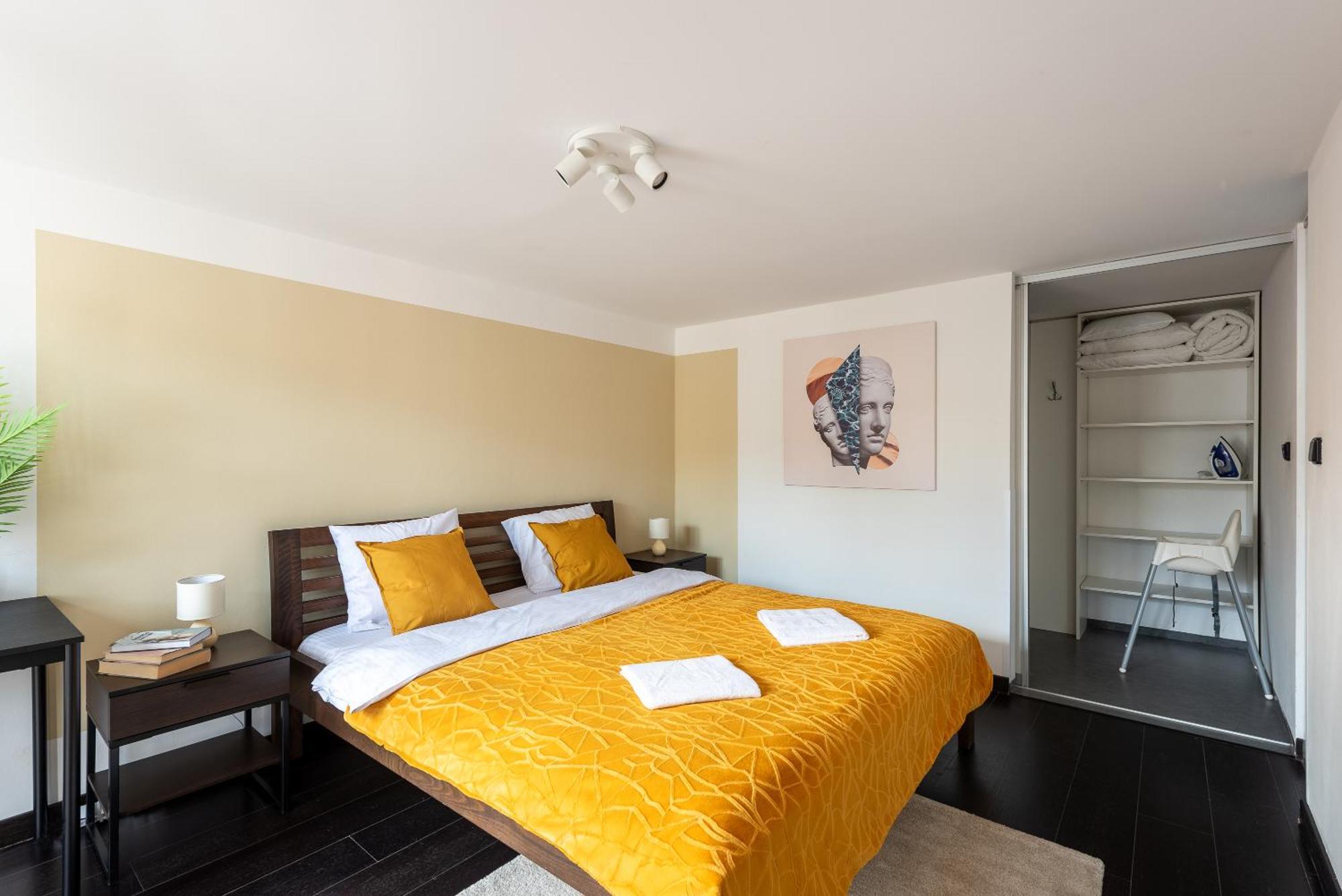 Apartments With Large Balcony, Parking Praag Buitenkant foto