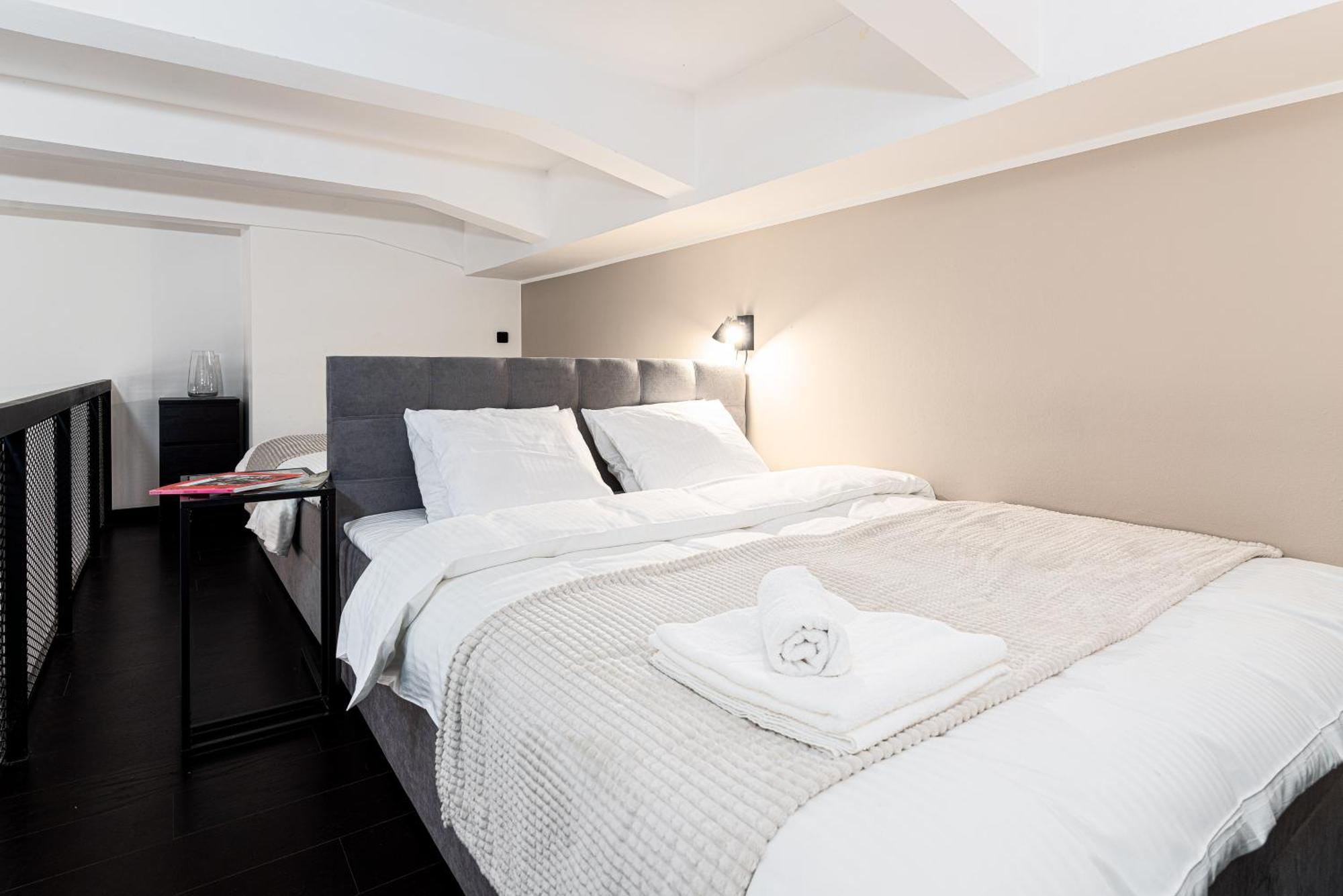 Apartments With Large Balcony, Parking Praag Buitenkant foto