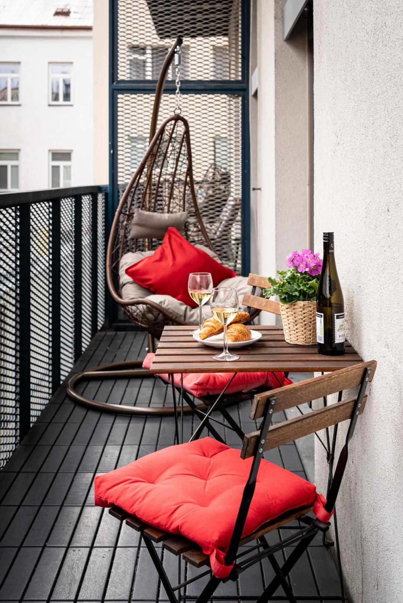 Apartments With Large Balcony, Parking Praag Buitenkant foto