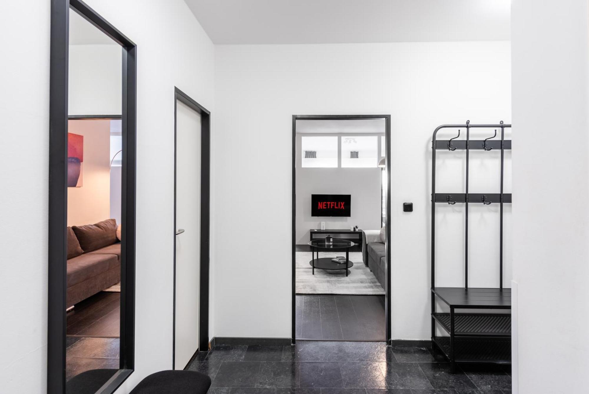 Apartments With Large Balcony, Parking Praag Buitenkant foto