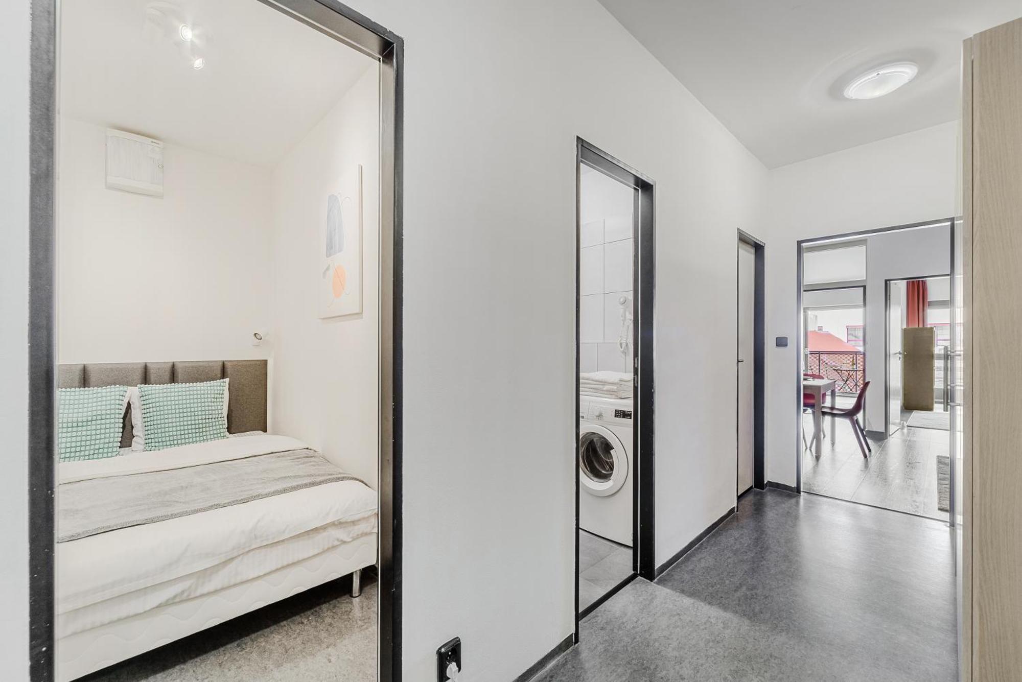 Apartments With Large Balcony, Parking Praag Buitenkant foto